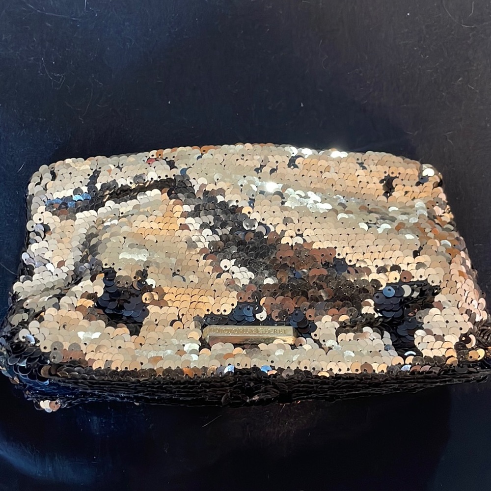 Makeup bag, or for essentials!